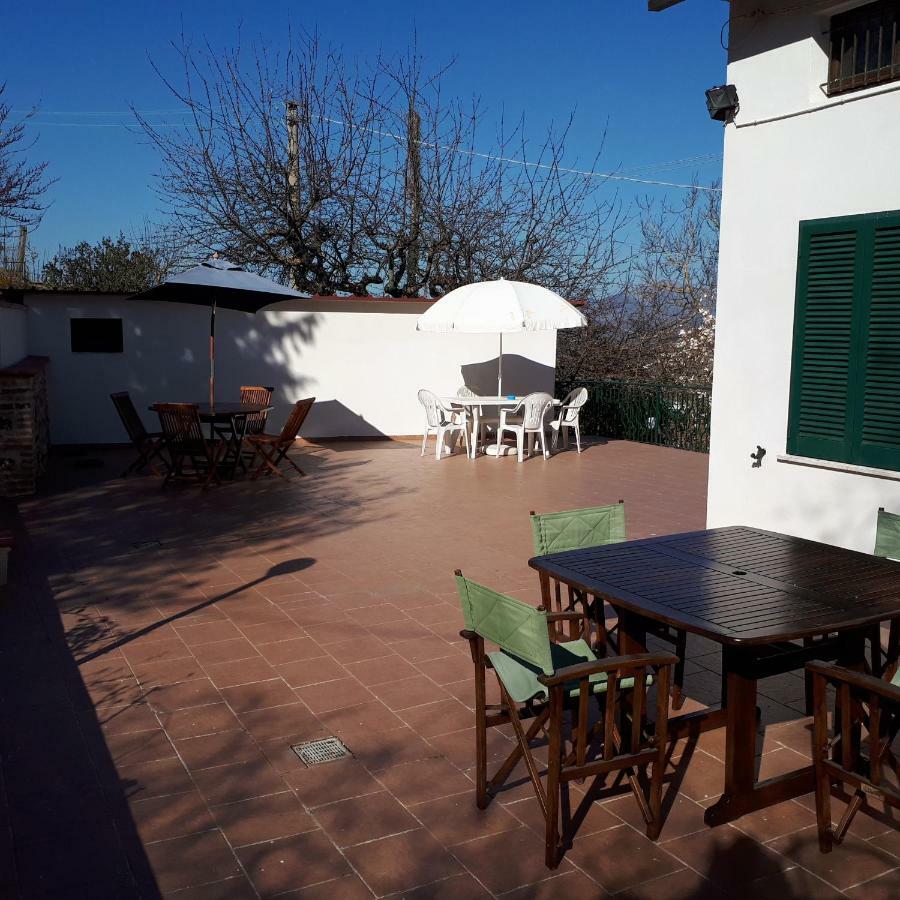 Apartamento Il Ciliegio Del Pellegrino Gubbio Exterior foto