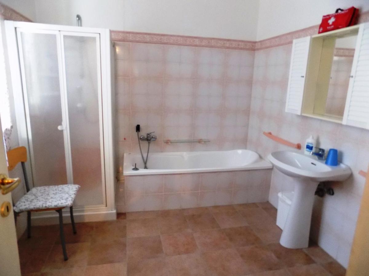 Apartamento Il Ciliegio Del Pellegrino Gubbio Exterior foto